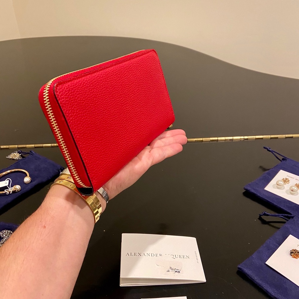 NWT Rare authentic luxury classic Alexander McQueen pebbled leather Wallet - Picture 9 of 17